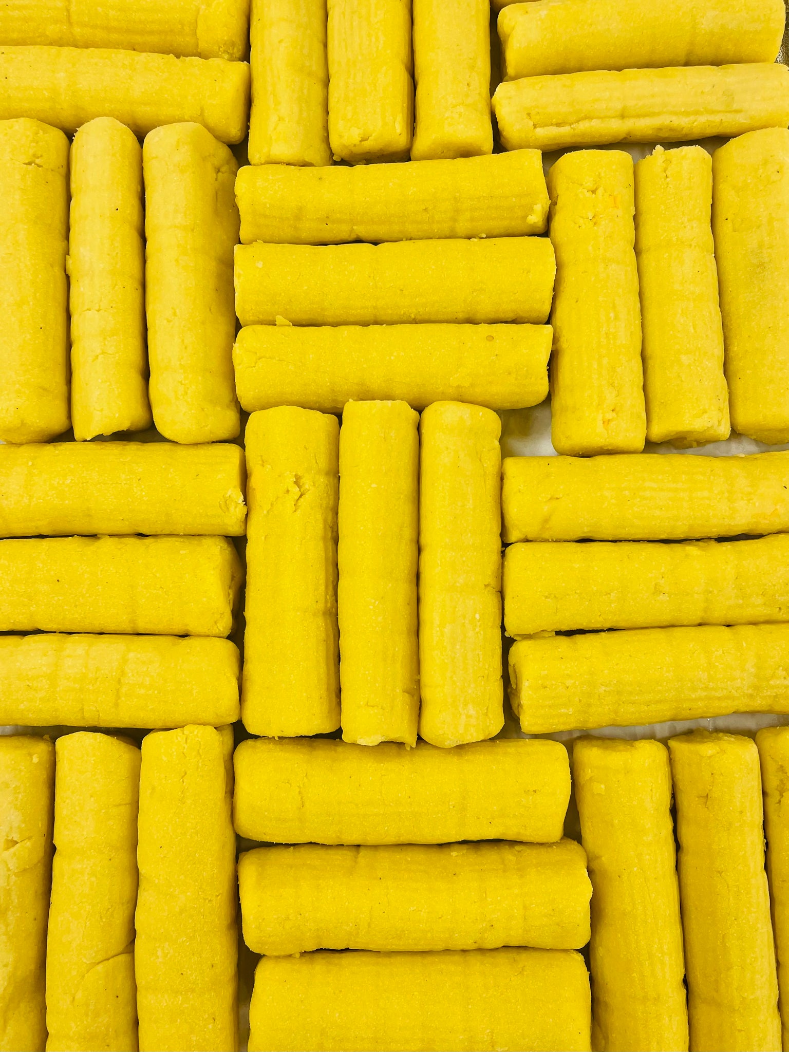 SORRULLITOS DE MAIZ RELLENOS DE QUESO (Corn Fritters Stuffed with cheese)